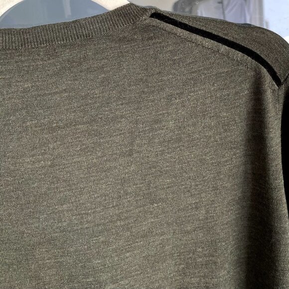 Yves Saint Laurent Heather Green Wool Knit V-Neck Sweater - Picture 4 of 7